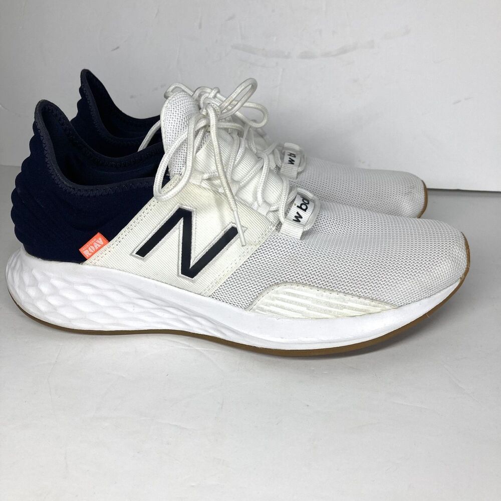 New Balance Fresh Foam Roav Shoes Mens Size 11 White Navy Running Sneakers Gym